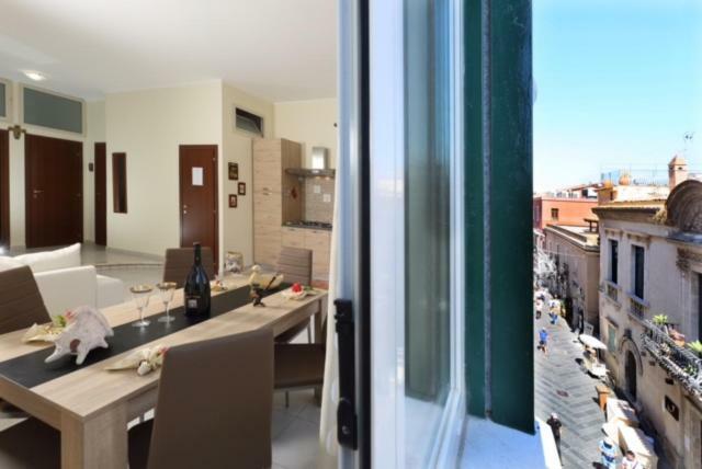 Appartement Corso Umberto Piazza Duomo à Taormine Extérieur photo